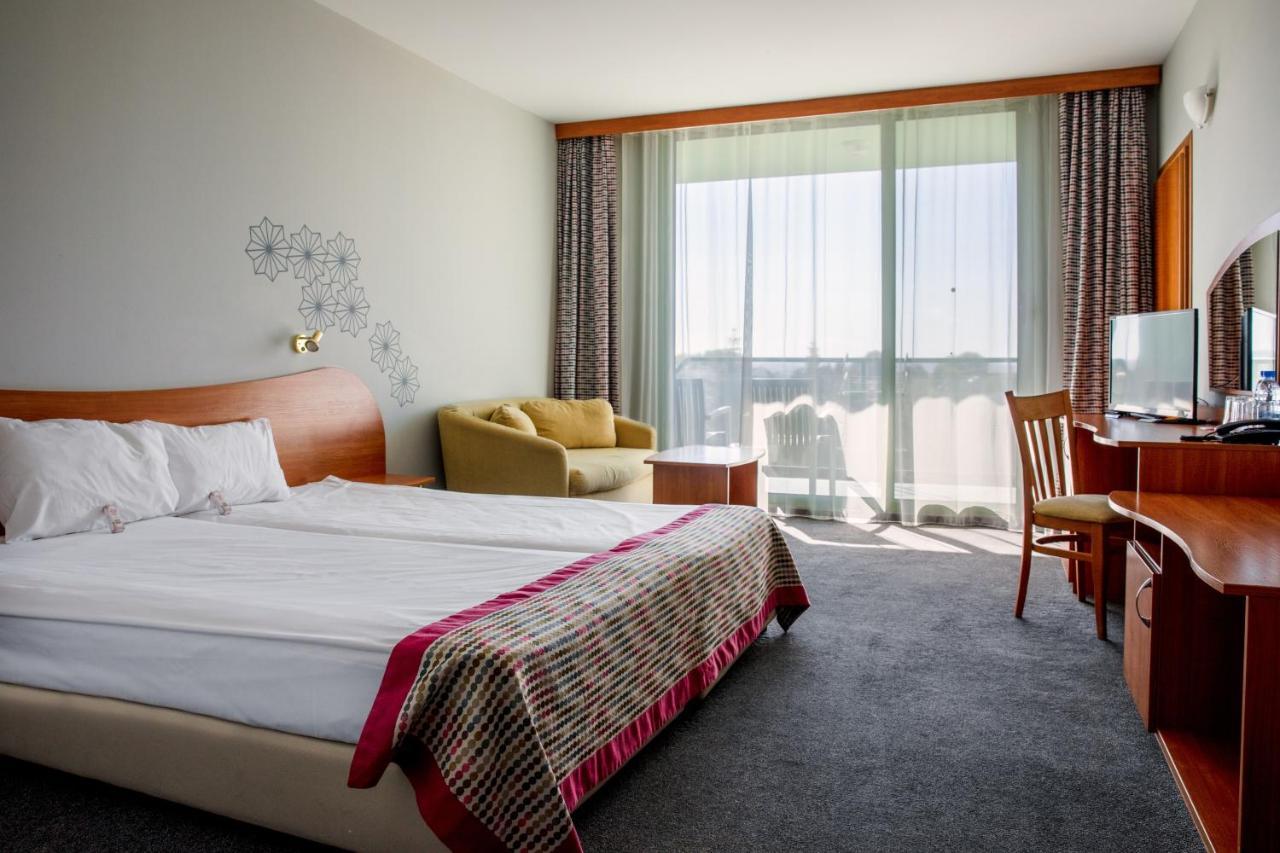 סאני ביץ' Mpm Hotel Kalina Garden מראה חיצוני תמונה